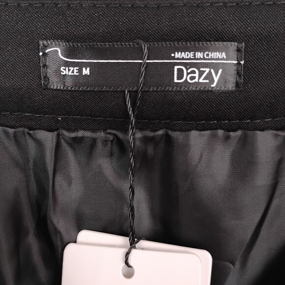 Dazy Pleated Mini Skort Size Medium Black Side Zipper Closure NWT - Picture 6 of 9